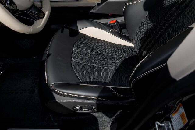 2026 Aston Martin DBX 707