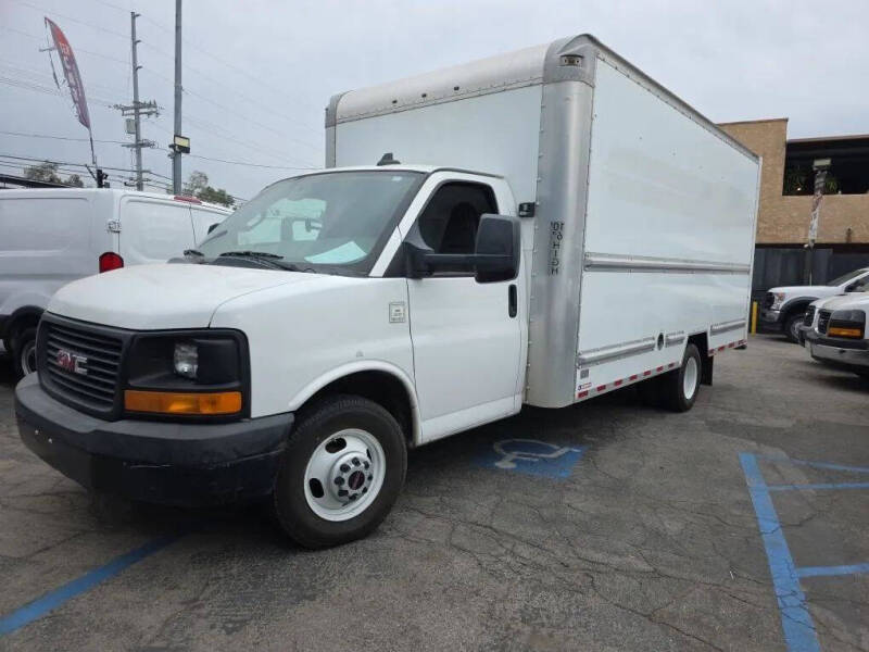 2016 GMC Savana 3500