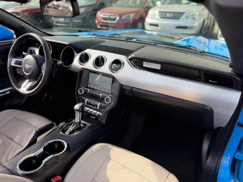 2017 Ford Mustang EcoBoost Premium