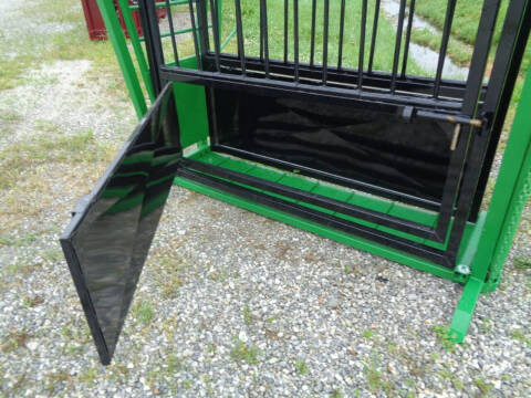 2025 Ponderosa Squeeze Chute Manual