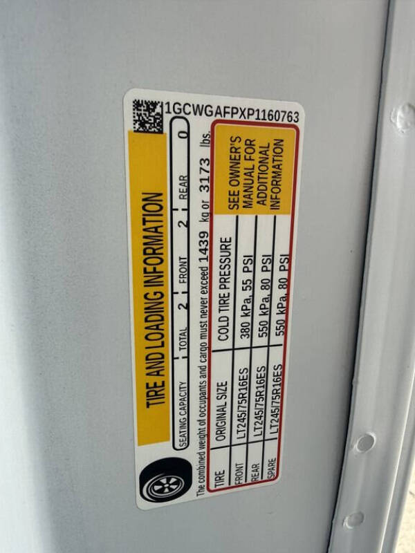 2023 Chevrolet Express 2500