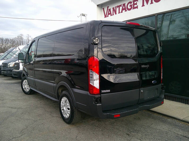 2017 Ford Transit 150