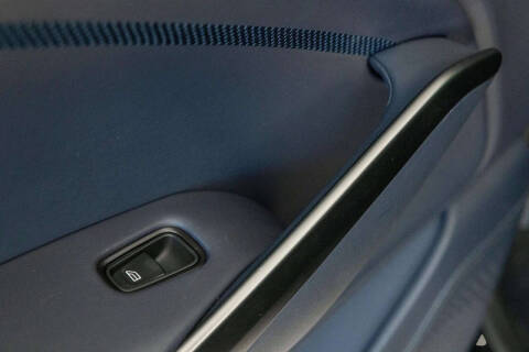 2025 Aston Martin DBX 707