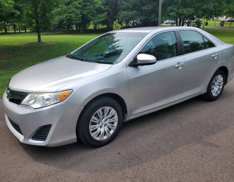 2012 Toyota Camry for sale at Smith's Cars in Elizabethton TN