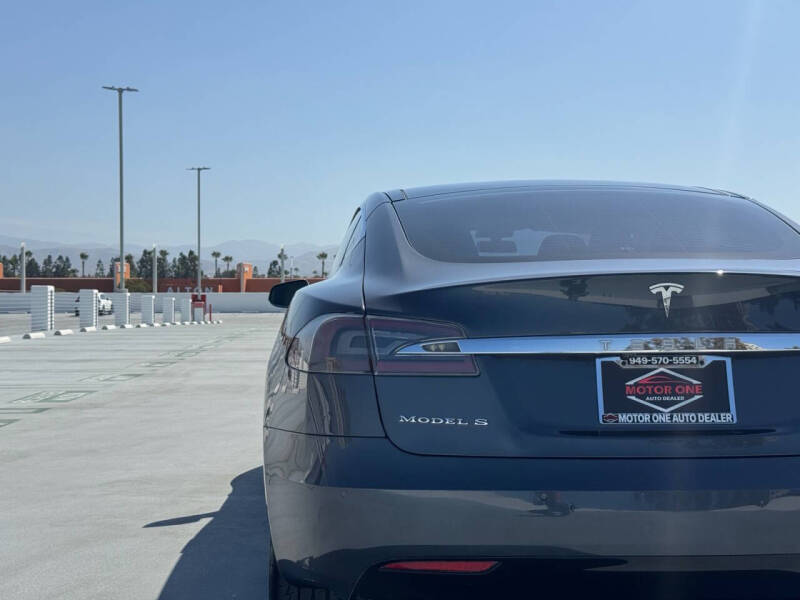 2017 Tesla Model S