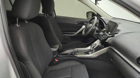 2025 Mitsubishi Eclipse Cross LE
