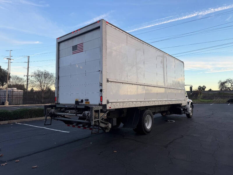 2019 International DuraStar 4300