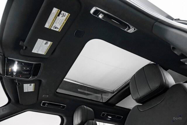 2024 Land Rover Range Rover Sport P360 SE