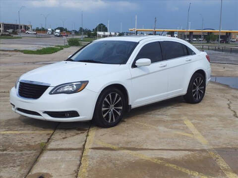 2013 Chrysler 200 for sale at HALLER WHOLESALE AUTO in El Reno OK