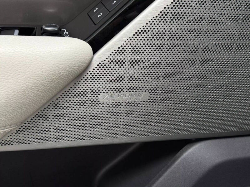 2018 Land Rover Range Rover Velar P380 R-Dynamic SE