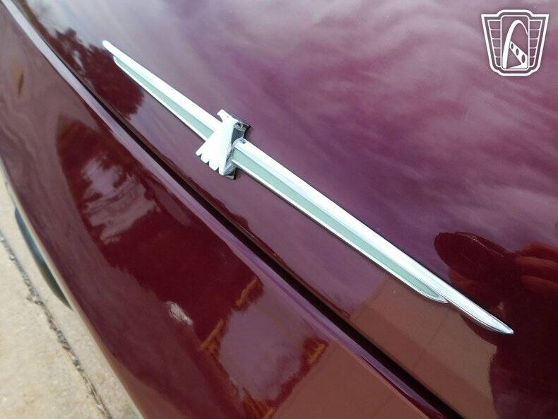 2004 Ford Thunderbird Deluxe