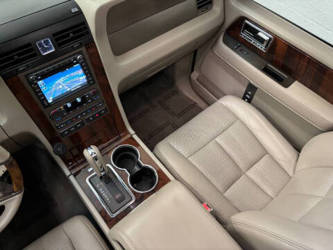 2012 Lincoln Navigator