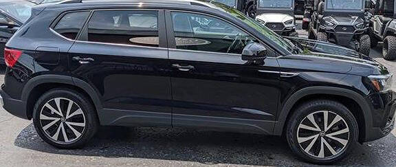 2024 Volkswagen Taos SE