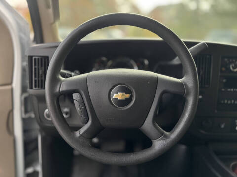 2020 Chevrolet Express 2500