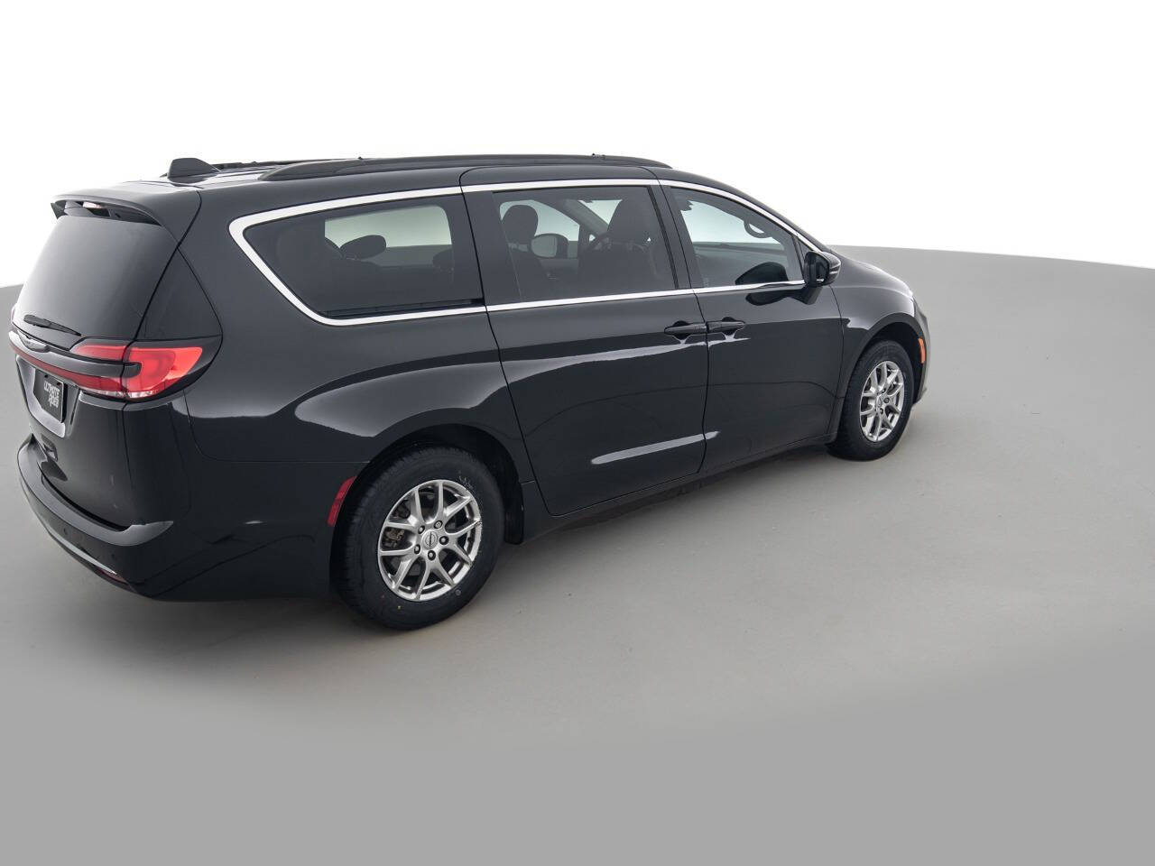 Used Car 2021 Chrysler Pacifica  Touring 4dr Mini Van For Sale Under $20,000 In Coal City, Illinois