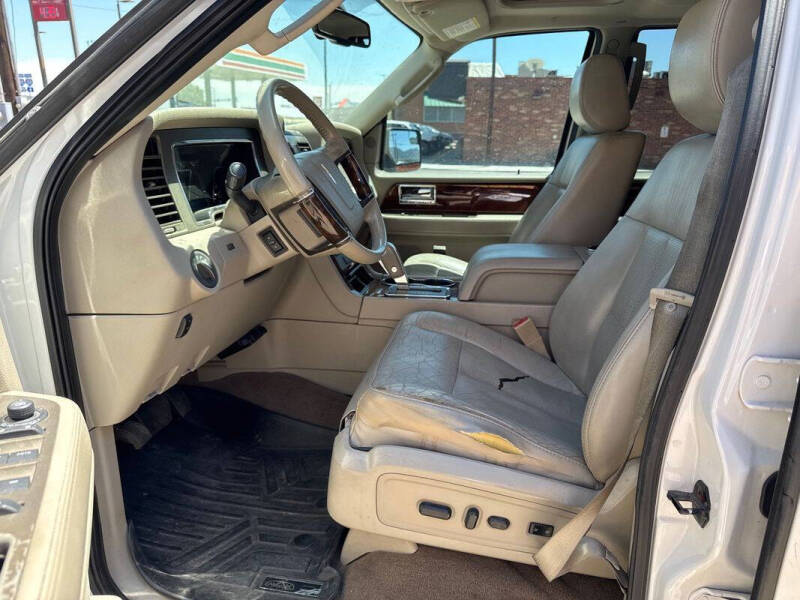 2012 Lincoln Navigator L