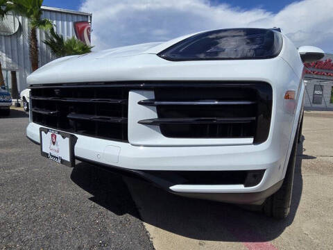 2024 Porsche Cayenne S