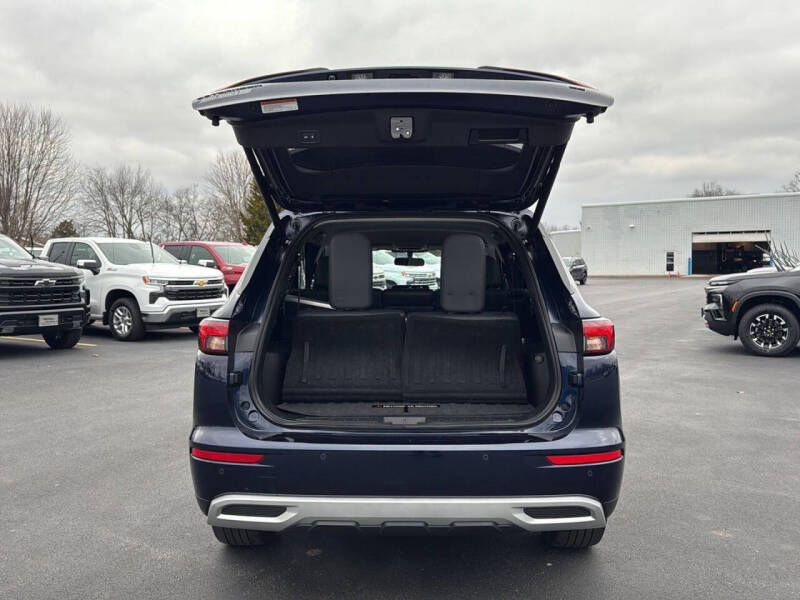 2022 Mitsubishi Outlander SE