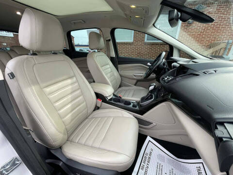 2017 Ford C-MAX Hybrid Titanium