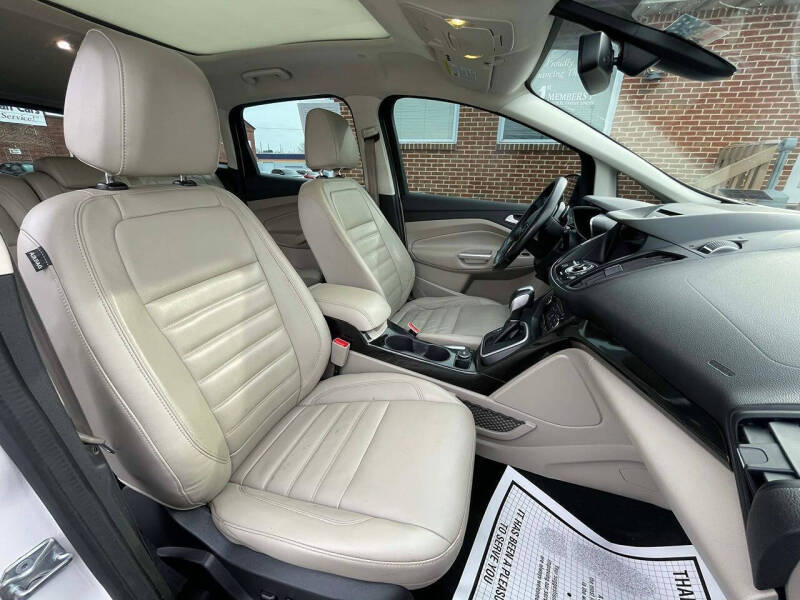 2017 Ford C-MAX Hybrid Titanium