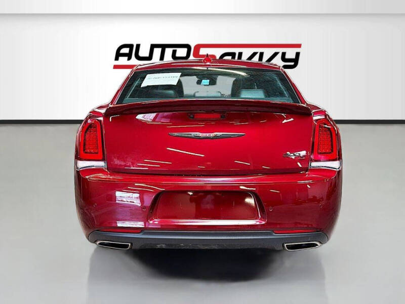 2023 Chrysler 300 S V8