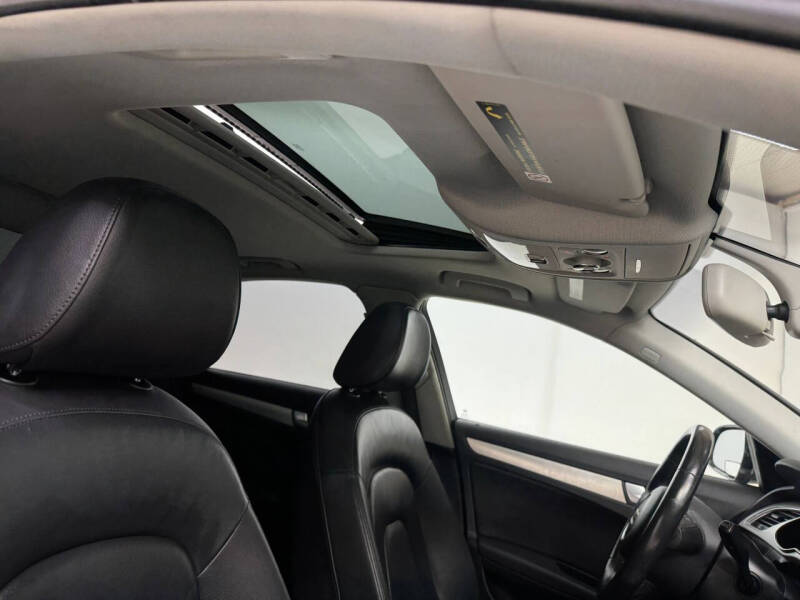 2016 Audi A4 2.0T quattro Premium