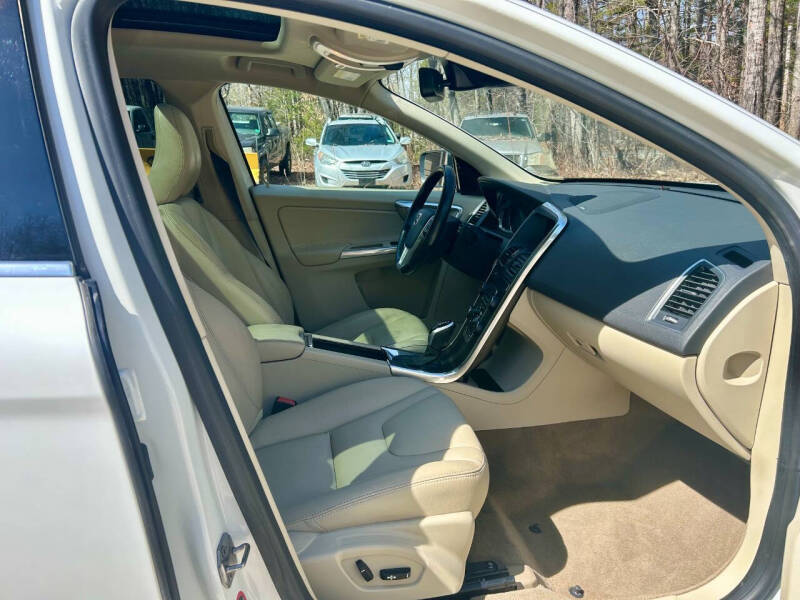 2015 Volvo XC60 3.2 Platinum