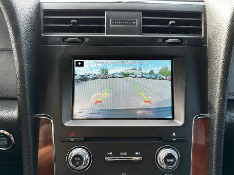 2016 Lincoln Navigator Select