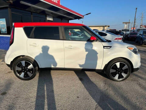 2019 Kia Soul +
