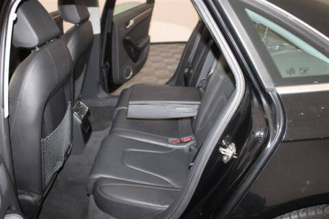 2010 Audi A4 2.0T quattro Premium Plus