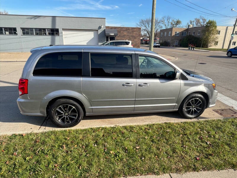 2016 Dodge Grand Caravan SE Plus photo 12