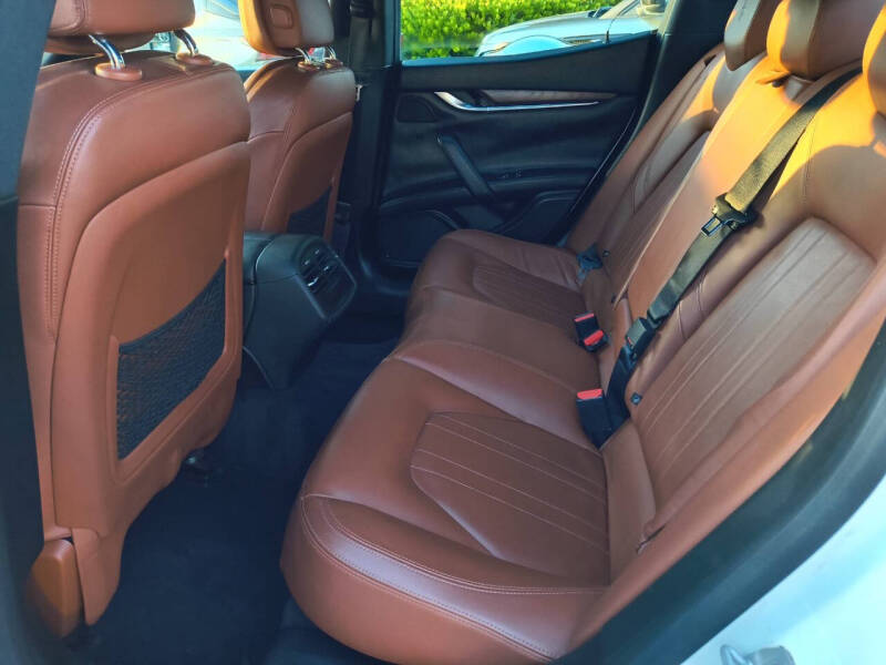 2017 Maserati Ghibli