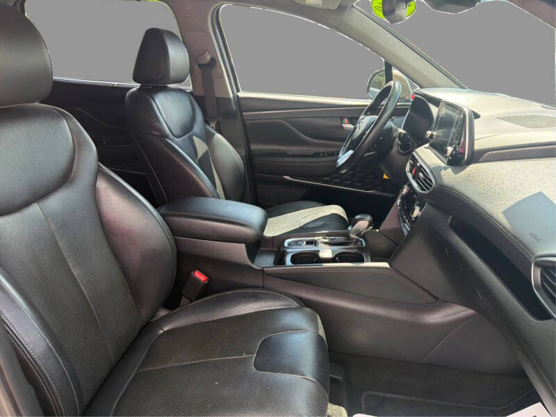2019 Hyundai Santa Fe Ultimate 2.4L