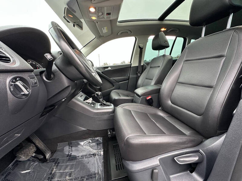 2015 Volkswagen Tiguan SEL 4Motion