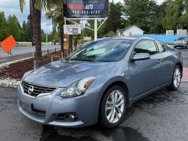 Dk. Blue 2012 Nissan Altima 3.5 SR 3.5 SR 2dr Coupe CVT 1