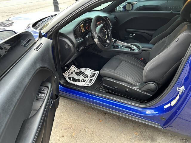 2019 Dodge Challenger SXT