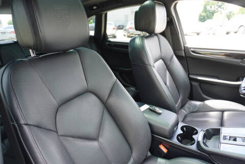2023 Porsche Macan