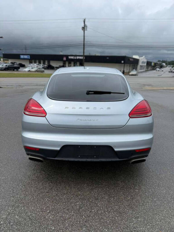 2015 Porsche Panamera