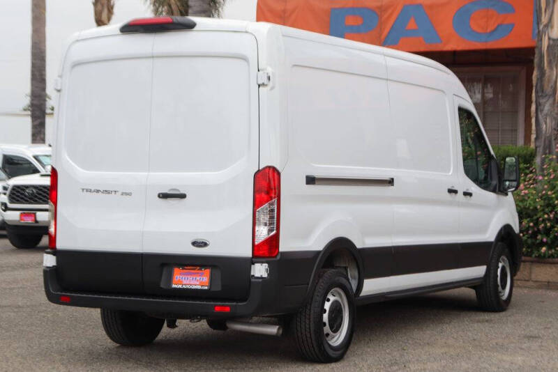 2023 Ford Transit