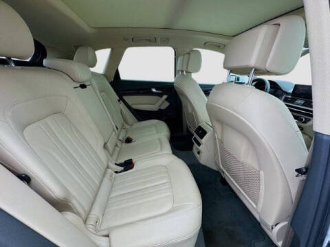 2020 Audi Q5 e quattro Premium Plus 55 TFSI