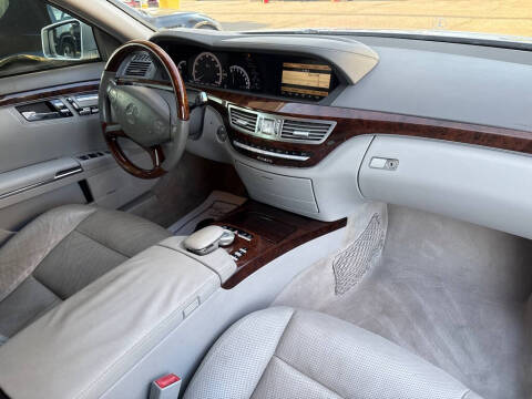 2012 Mercedes-Benz S-Class S 550 4MATIC