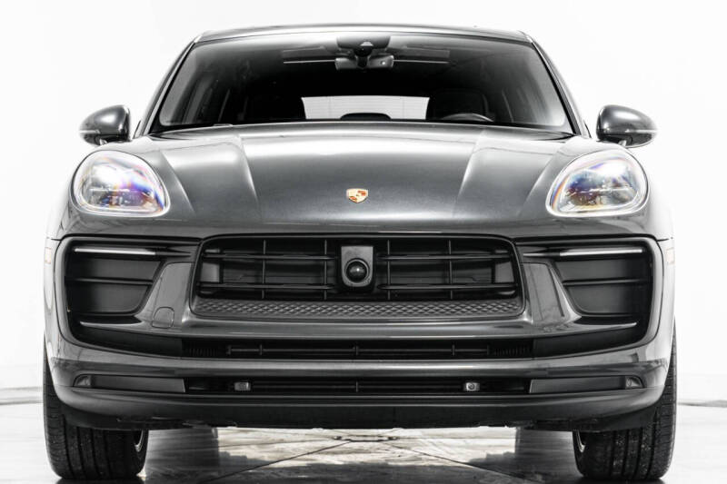 2023 Porsche Macan