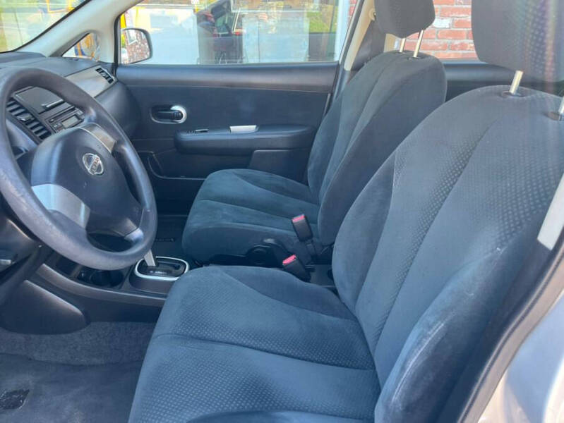 2012 Nissan Versa 1.8 S