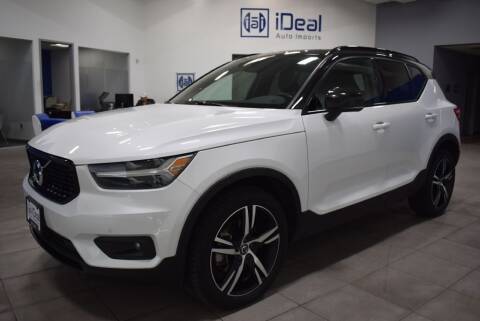 2020 Volvo XC40 for sale at iDeal Auto Imports in Eden Prairie MN