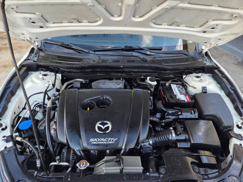 2018 Mazda MAZDA3 Touring