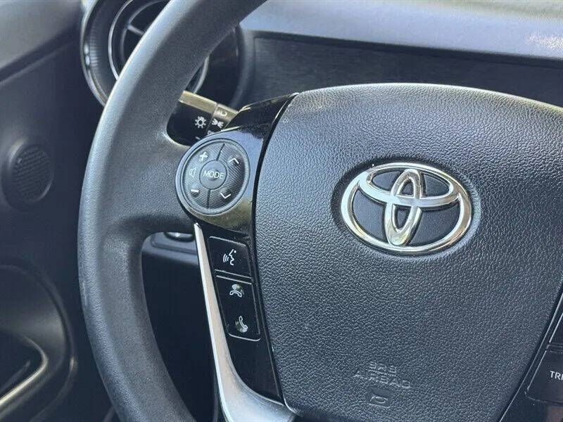 2018 Toyota Prius c