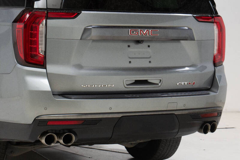 2023 GMC Yukon XL AT4
