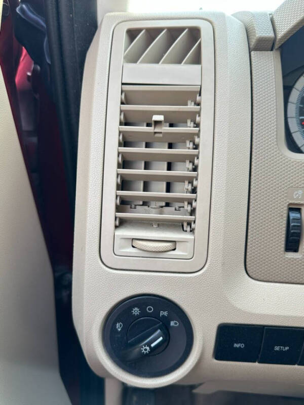 2008 Ford Escape XLT