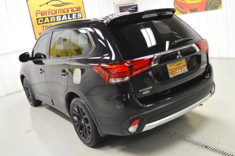 2018 Mitsubishi Outlander LE