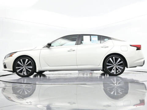 2021 Nissan Altima 2.5 SR